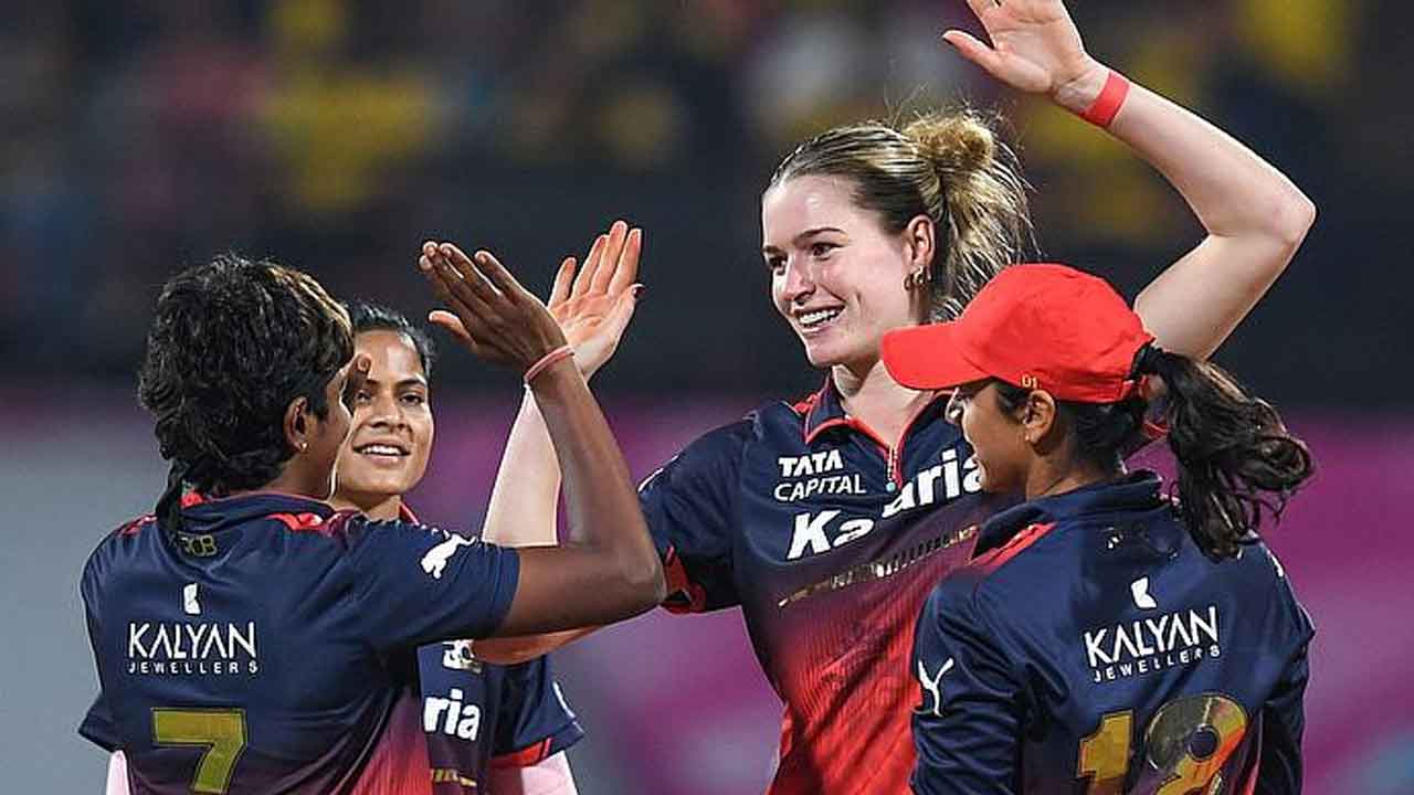 WPL 2026 | ఆర్‌సీబీ వుమెన్స్‌కు వ‌రుస‌గా నాలుగో విజ‌యం.. నిరాశ‌లో క్యాపిటల్స్‌..