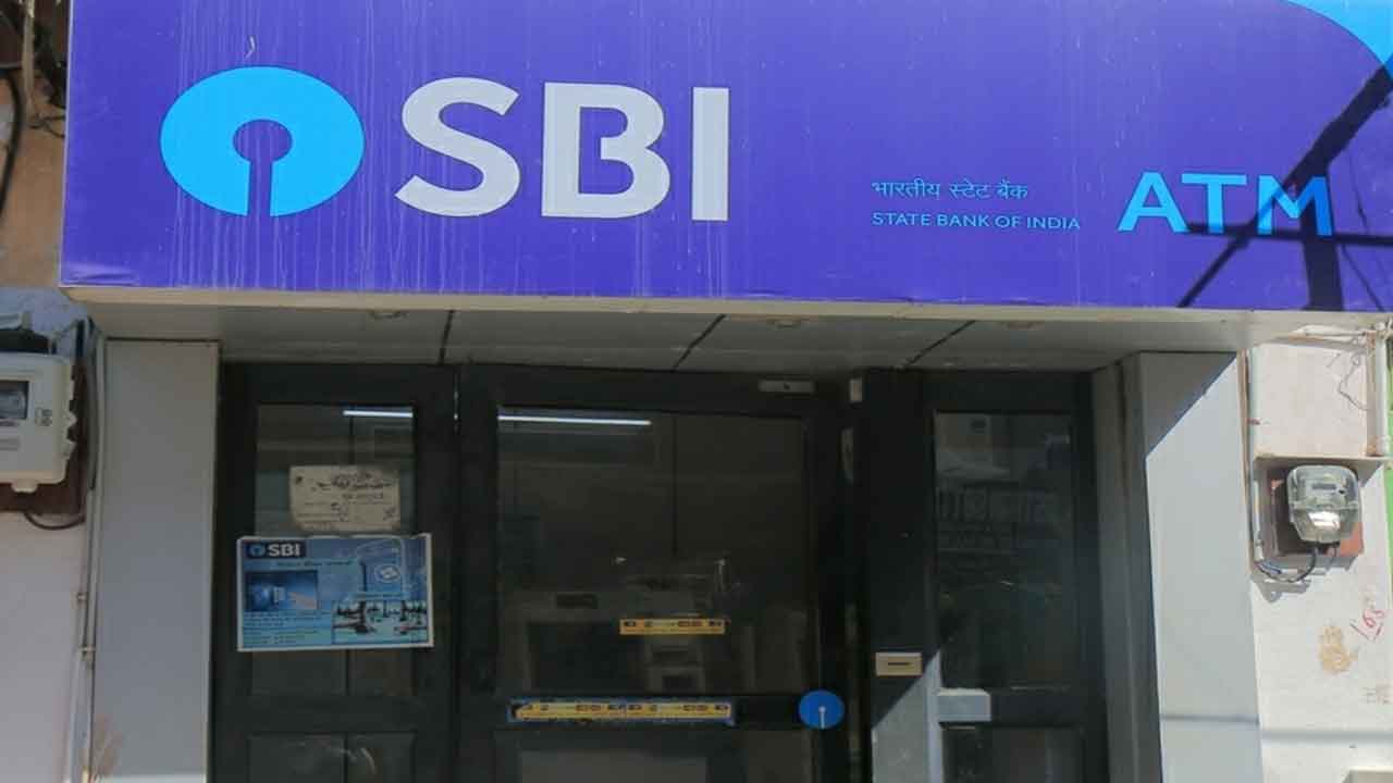 SBI | వినియోగ‌దారుల‌కు షాకిచ్చిన ఎస్‌బీఐ.. ఏటీఎం వినియోగ చార్జిలు పెంపు..