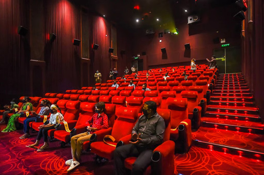 Cinema Ticket Price | 90 రోజుల ముందే అనుమ‌తులు - సినిమా టికెట్ ధ‌ర‌ల పెంపుపై హైకోర్టు ఆదేశాలు