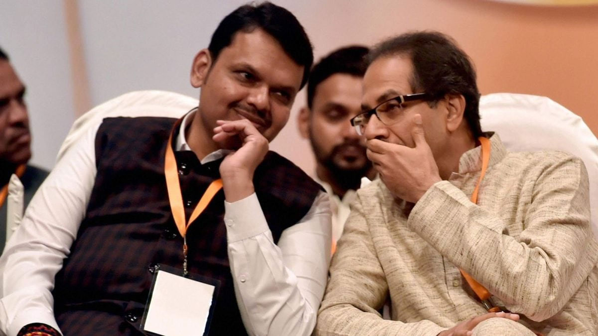 Will Uddhav Support Fadnavis | బీఎంసీ మేయర్ పీఠం.. బీజేపీకి ఉద్ధవ్ ఠాక్రే మద్దతు? మహారాష్ట్ర రాజకీయాల్లో మారుతున్న సమీకరణాలు!