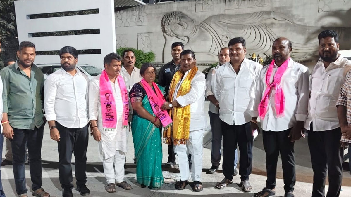 Two Independent Councilors Join BRS in Patancheru Indresham and Isnapur Municipalities Set to Turn Pink