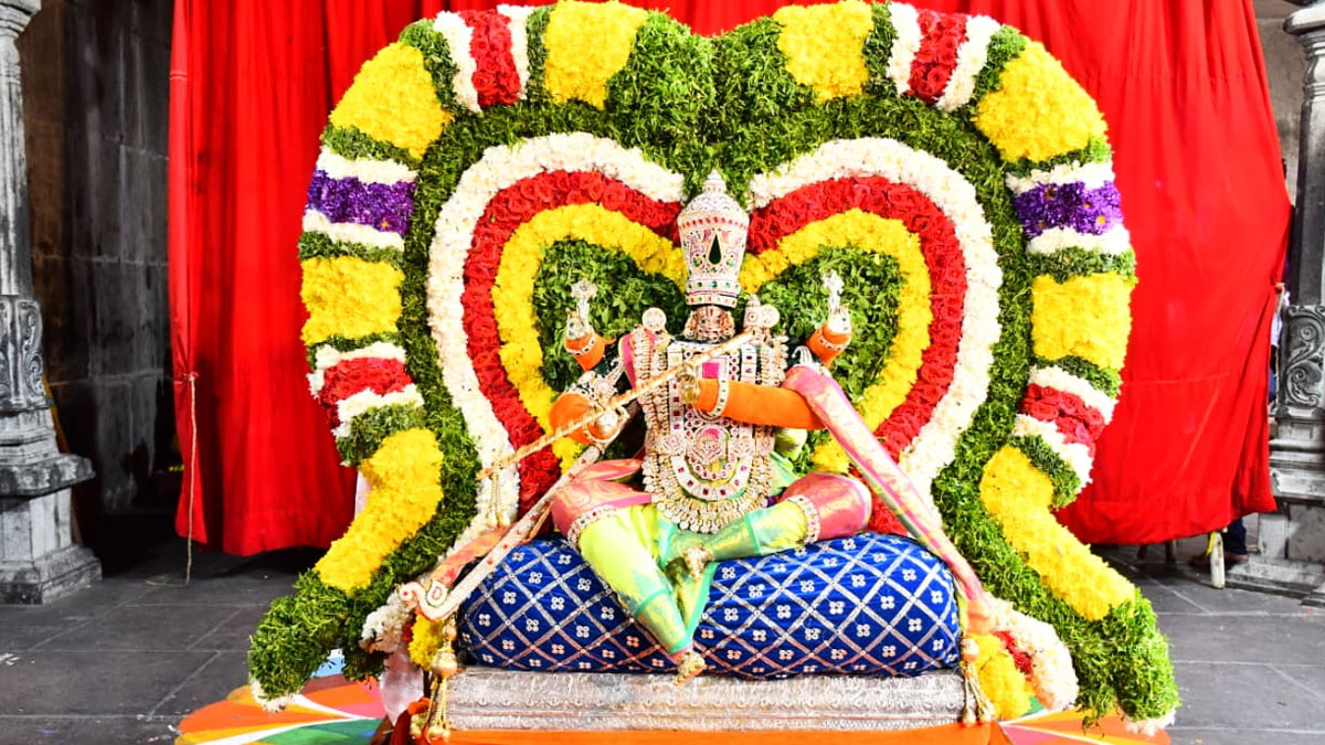 Yadagirigutta Brahmotsavam 2026 Lord Narasimha Appears as Murali Krishna