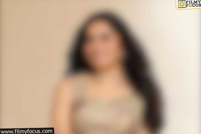 రష్మికలా బాలీవుడ్‌కి వెళ్లబోతున్న కొత్త నేషనల్‌ క్రష్‌.. రేపో మాపో..