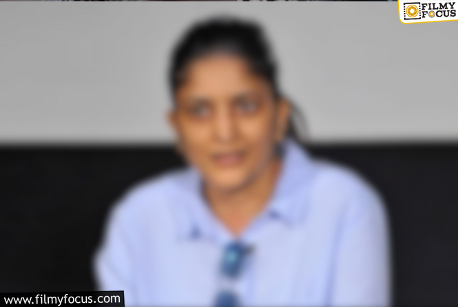 Director Kongara : 8 సినిమాలకే అలిసిపోయానంటున్న లేడీ డైరెక్టర్..!