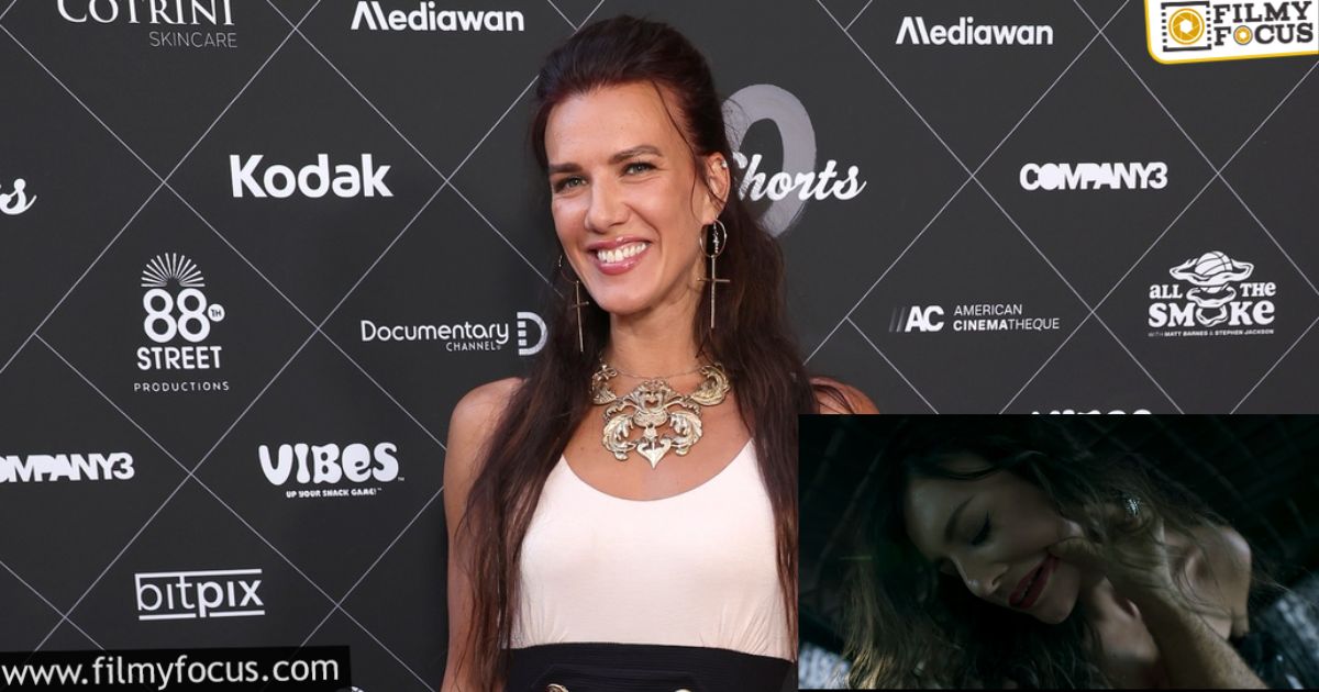 who is that toxic beauty