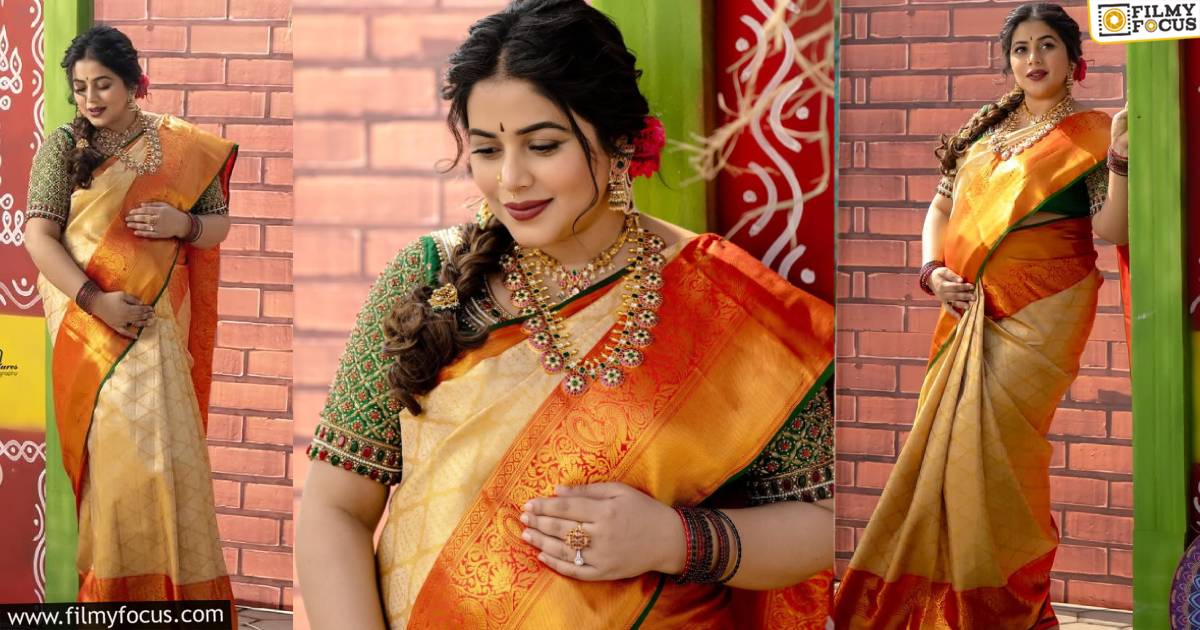 poorna baby bump photos
