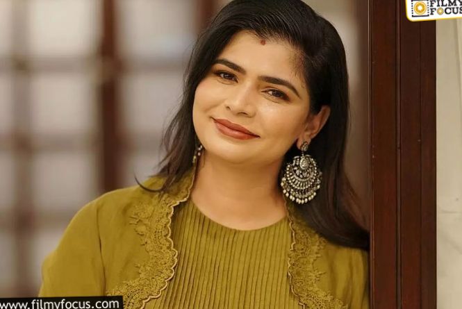 Chinmayi: ప్రతి దాంట్లో వేలు పెడితే ఇలానే ఉంటుంది.. సింగర్‌ చిన్మయిపై కేసు
