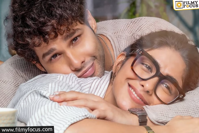 Mrunal Thakur : మృణాల్ – సిద్దాంత్ ల మధ్య సంథింగ్ సంథింగ్ ??